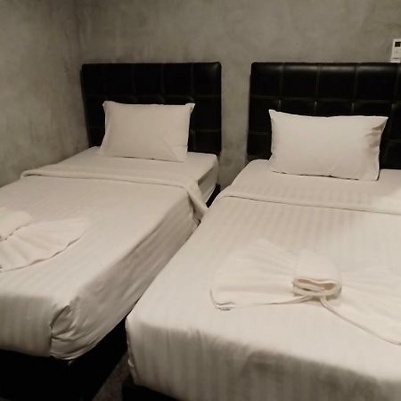 Loftel @ Nakhon Hostel Nakhon Si Thammarat Buitenkant foto