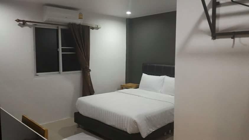 Loftel @ Nakhon Hostel Nakhon Si Thammarat Buitenkant foto