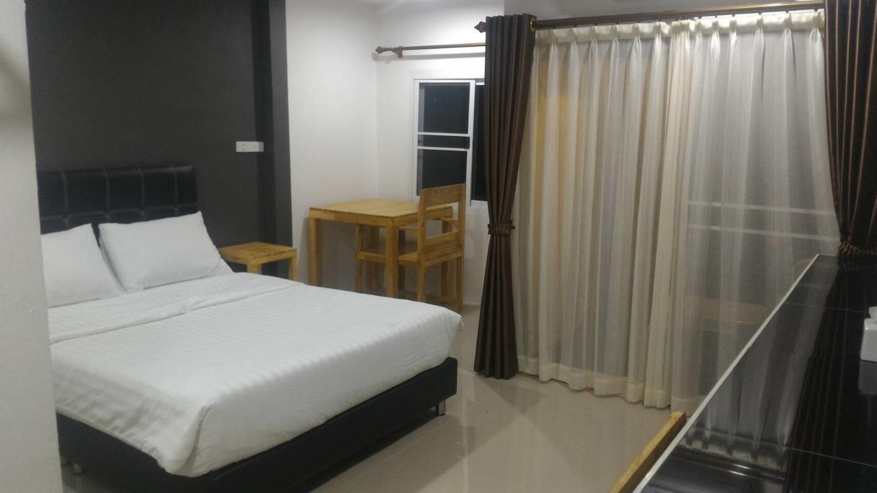Loftel @ Nakhon Hostel Nakhon Si Thammarat Buitenkant foto