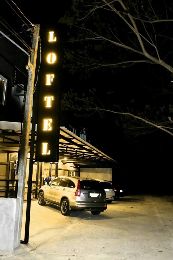 Loftel @ Nakhon Hostel Nakhon Si Thammarat Buitenkant foto